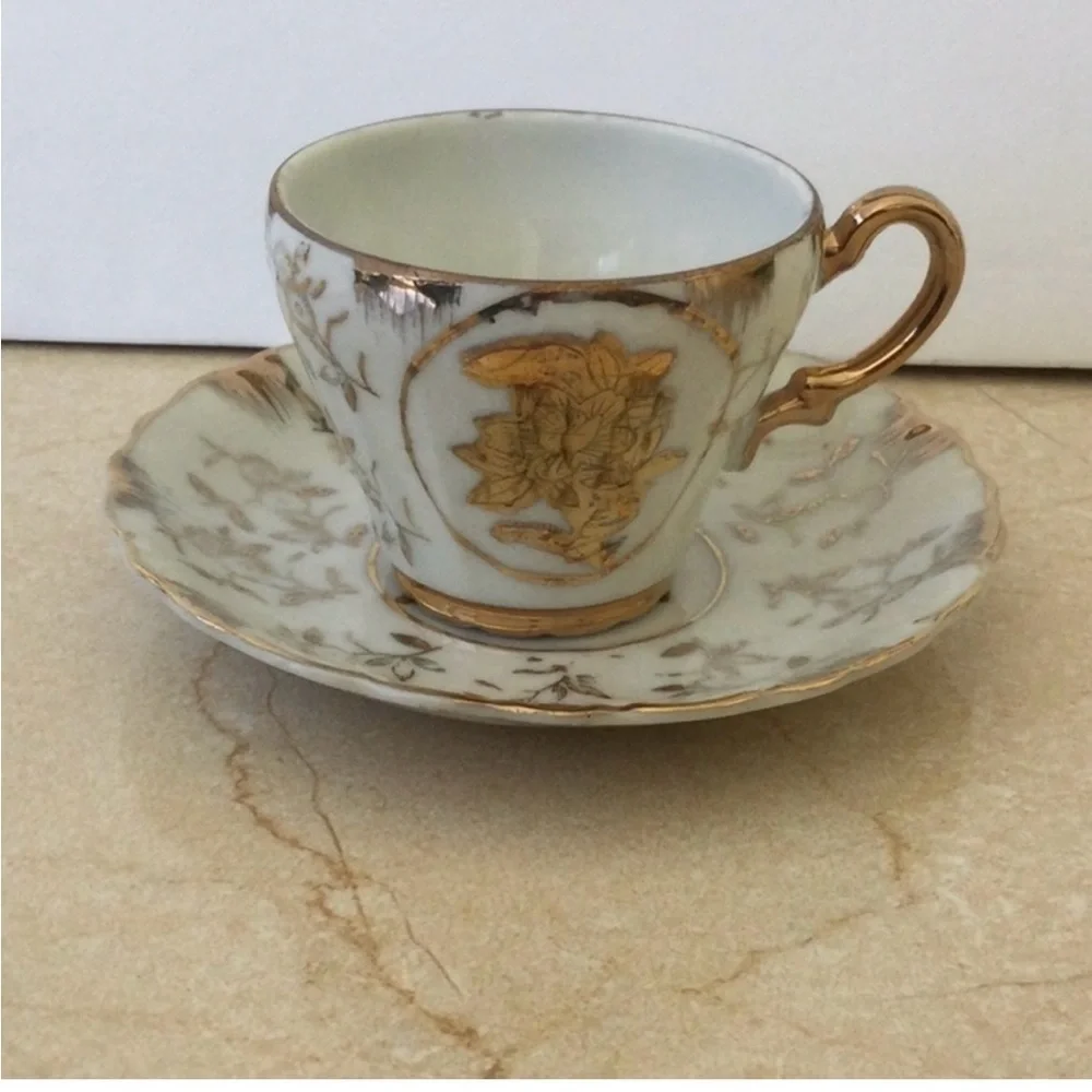 Vintage Sterling China Japan Porcelain 5 Demitasse cups and saucers. . ##